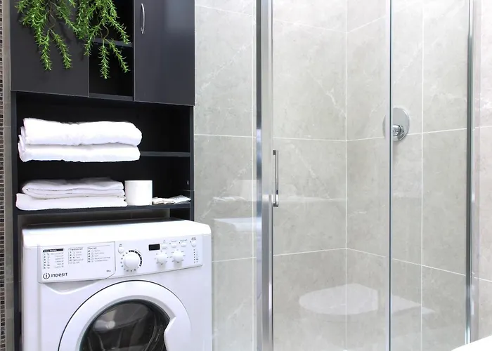 Altum Villare דירה ראבנה